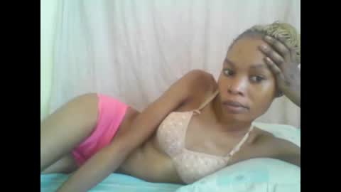 ESTHER online show from February 2025 06:31:01 AM