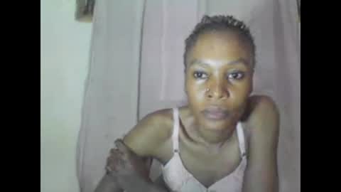 ESTHER online show from February 2025 06:23:01 PM
