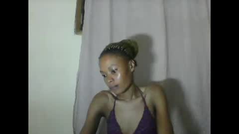 ESTHER online show from March 2025 02:06:02 AM