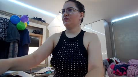 SweetRaisa online show from December 2024 07:26:02 AM