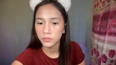 Snapshot of sweetsexy_miax chatting on November 2025 03:25:01 PM Mia online show from November 2025 03:25:01 PM