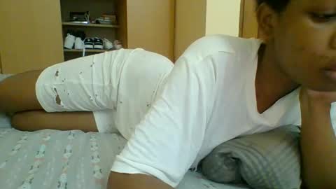 Snapshot of sweetshilah chatting on October 2025 03:17:01 AM sweetshilah online show from October 2025 03:17:01 AM