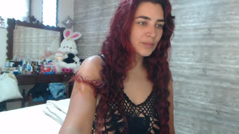 Dianis online show from December 2024 04:02:02 PM