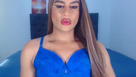 Snapshot of sweetsofiats chatting on September 2025 07:03:02 PM SOFIA online show from September 2025 07:03:02 PM