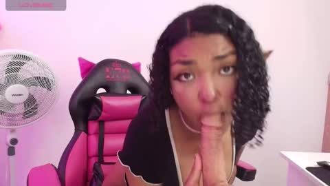 sweett m00n online show from October 2025 03:23:02 AM