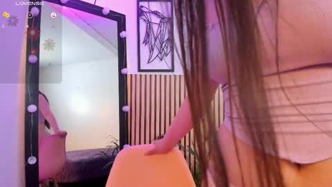 Moon online show from September 2025 04:19:01 PM
