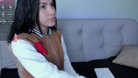    online show from December 2024 05:04:02 PM