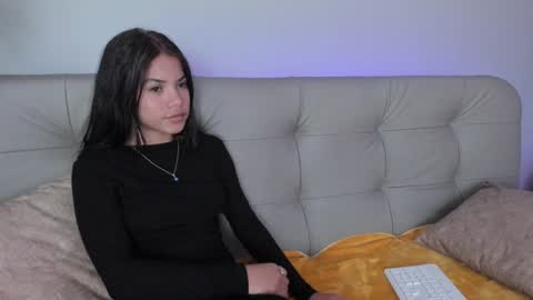    online show from December 2024 04:20:01 PM