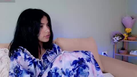    online show from March 2025 05:07:02 PM