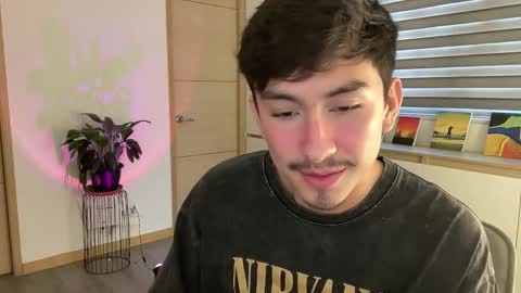 Snapshot of sweettaaron chatting on October 2025 06:02:01 PM Andy online show from October 2025 06:02:01 PM