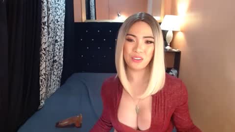 Ms trixiee online show from December 2024 08:11:01 AM