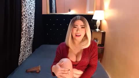 Snapshot of sweettrixiee chatting on October 2025 09:23:01 PM Ms trixiee online show from October 2025 09:23:01 PM