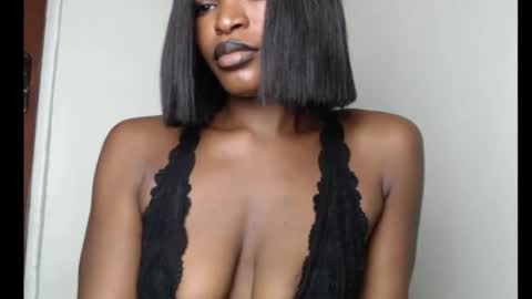 Snapshot of sweetxxboobsx chatting on October 2025 08:17:01 AM sweetxxboobsx online show from October 2025 08:17:01 AM