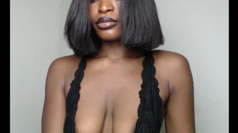 Snapshot of sweetxxboobsx chatting on November 2025 05:37:02 PM sweetxxboobsx online show from November 2025 05:37:02 PM