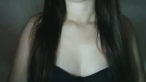 sweety_princess15 online show from September 2025 04:28:01 PM