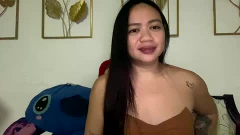 Snapshot of sweetyasian_ chatting on October 2025 01:22:01 PM stacey online show from October 2025 01:22:01 PM
