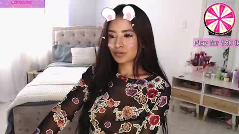yaya online show from September 2025 01:36:01 PM