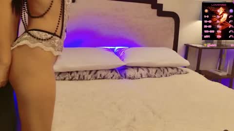 Snapshot of sweetygirl014 chatting on November 2025 09:52:01 PM Jane online show from November 2025 09:52:01 PM