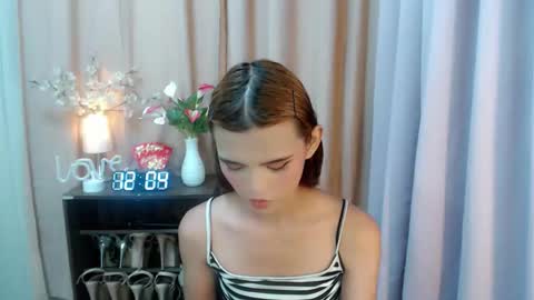 Megan online show from September 2025 04:03:01 AM