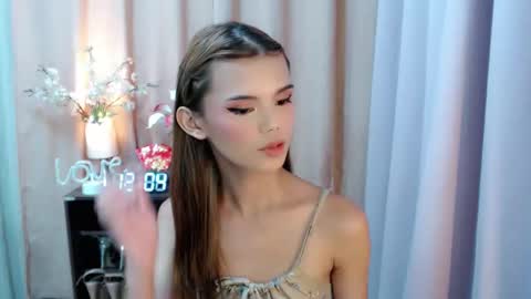 Megan online show from September 2025 04:04:02 AM