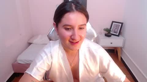 Catalina online show from December 2024 01:39:01 AM