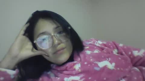 sweetyypeach online show from December 2024 06:55:02 AM