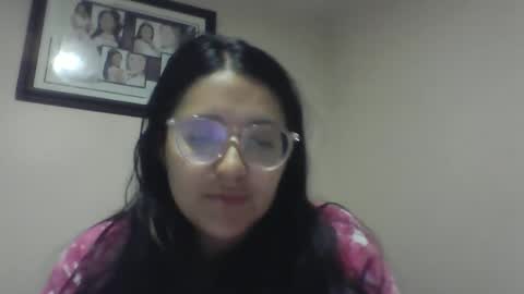 sweetyypeach online show from January 2025 02:25:01 AM