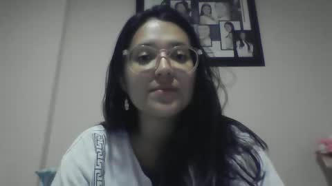 sweetyypeach online show from February 2025 03:04:01 AM