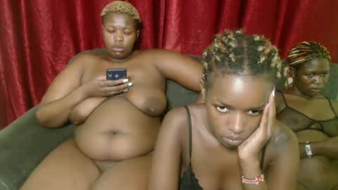 Snapshot of sweetz_candice chatting on February 2025 02:20:02 AM sweetz_candice online show from February 2025 02:20:02 AM