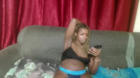 Snapshot of sweetz_candice chatting on February 2025 07:09:01 PM sweetz_candice online show from February 2025 07:09:01 PM