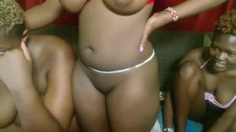 Snapshot of sweetz_candice chatting on February 2025 12:54:02 AM sweetz_candice online show from February 2025 12:54:02 AM