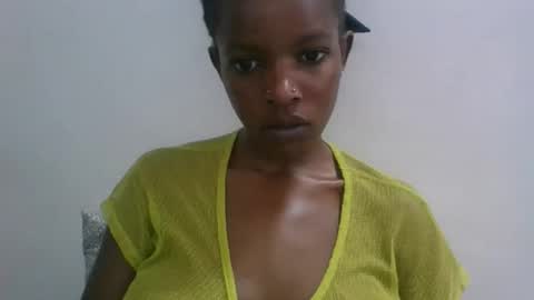 Snapshot of sweetz_candice chatting on September 2025 11:12:01 AM sweetz_candice online show from September 2025 11:12:01 AM