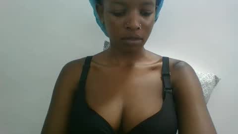 Snapshot of sweetz_candice chatting on October 2025 12:34:02 PM sweetz_candice online show from October 2025 12:34:02 PM