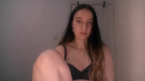 nur online show from October 2025 05:35:02 PM