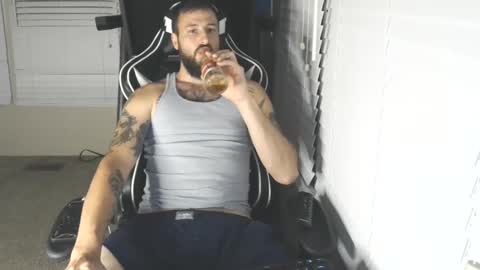 Snapshot of swoozy_ chatting on October 2025 12:30:02 AM swoozy_ online show from October 2025 12:30:02 AM