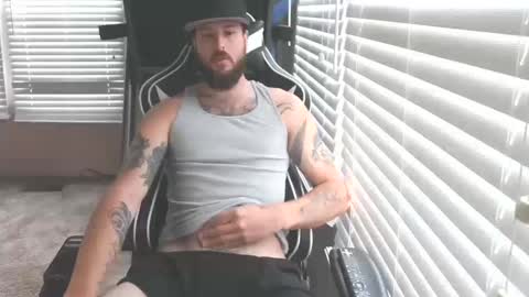 Snapshot of swoozy_ chatting on October 2025 05:01:01 PM swoozy_ online show from October 2025 05:01:01 PM