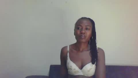 ALICIA online show from February 2025 10:28:02 PM