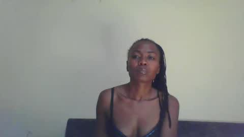 ALICIA online show from February 2025 10:39:02 PM