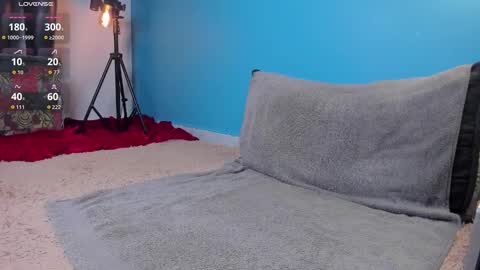 Syd online show from November 2025 07:48:02 PM