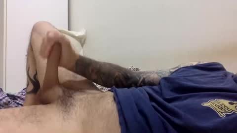 sydneyguy007 online show from December 2024 06:28:02 PM