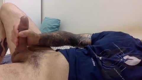 sydneyguy007 online show from November 2025 08:51:01 PM