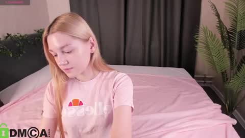 Snapshot of sylvia_ortiz chatting on November 2025 01:08:01 AM Sylvia online show from November 2025 01:08:01 AM