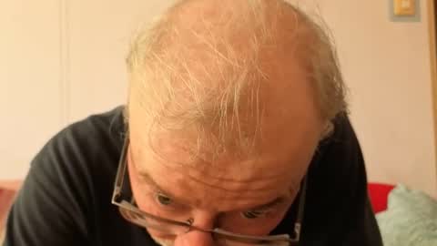 Snapshot of szaszinno6669068 chatting on October 2025 12:19:01 PM szaszinno6669068 online show from October 2025 12:19:01 PM