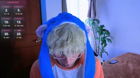 taichi online show from November 2025 07:47:01 PM