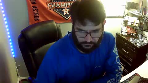 TaintNuzzler online show from September 2025 06:26:02 AM