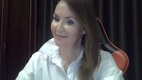 Snapshot of taisialucky77 chatting on October 2025 05:22:02 PM taisialucky77 online show from October 2025 05:22:02 PM