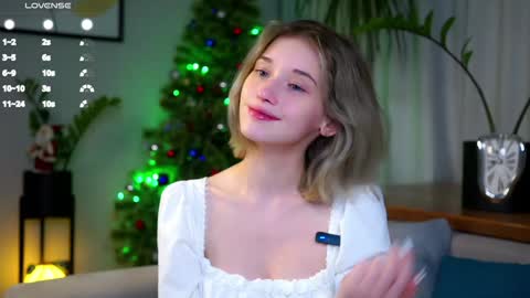 Mia online show from December 2024 01:59:02 AM