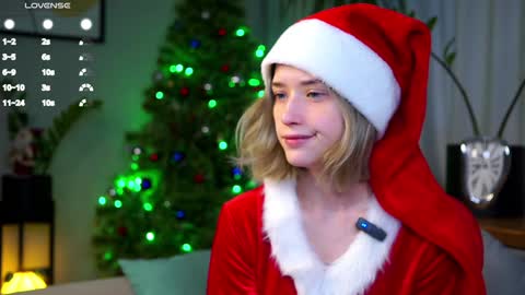 Mia online show from December 2024 06:08:02 AM