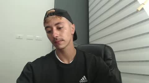 talhi_ online show from January 2025 03:15:02 AM