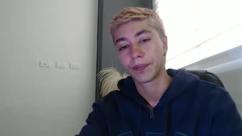 talhi_ online show from February 2025 03:31:01 PM